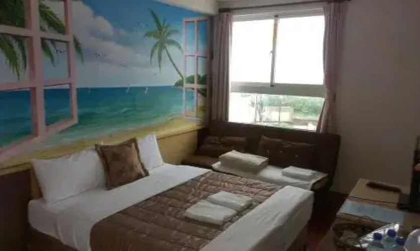 Love With Dolphin B&B