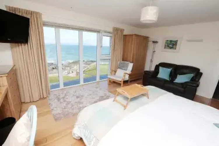 At The Beach Rooms