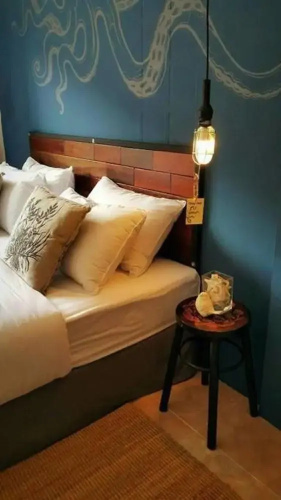 Guestroom 401