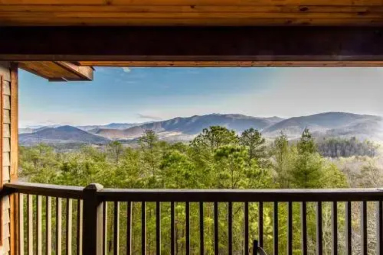 Agali Ridge - 2 Br home by RedAwning
