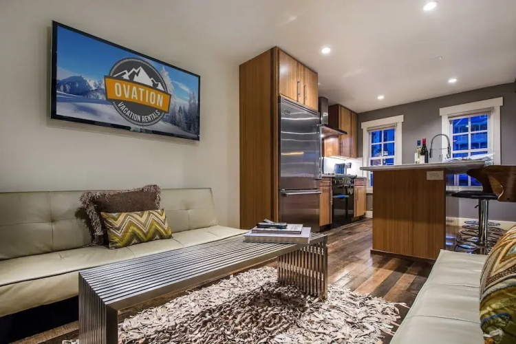 Modern Downtown Ski Cottage - 1 Br Home