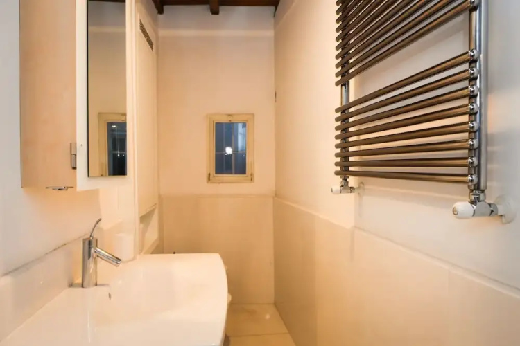 Lavatore Trevi 1BR Apartment