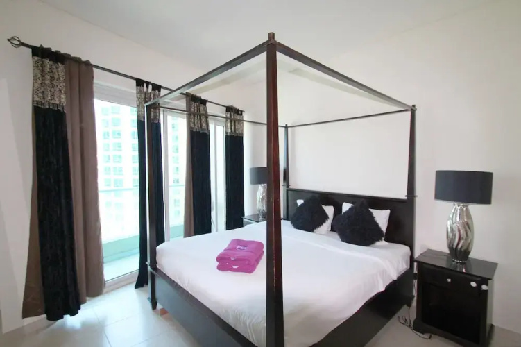 E&T Holiday Homes - Marina Heights