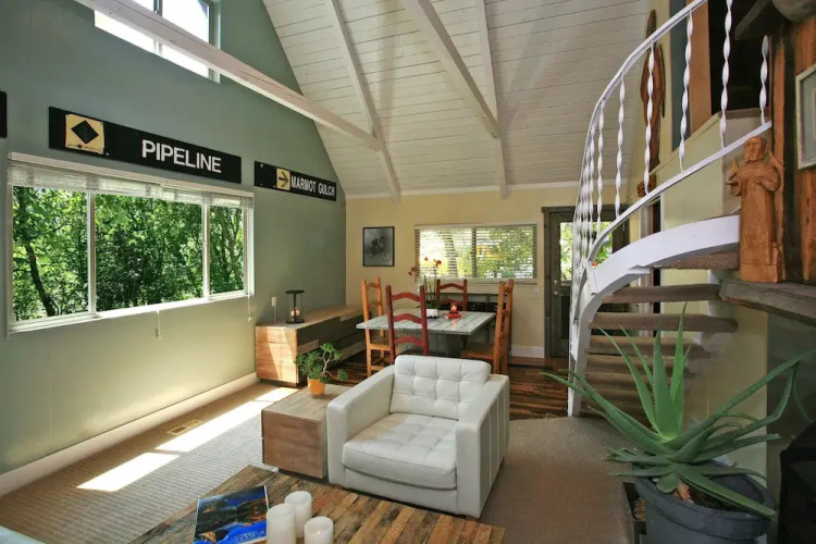 Ridgetop Cabin