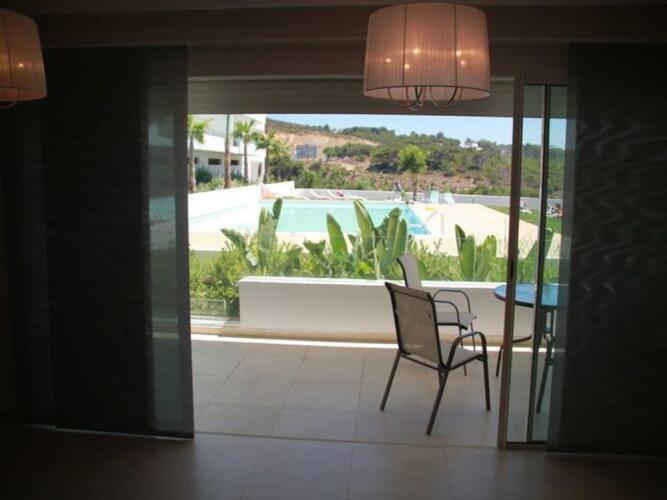 Cap Tingis FlatOver view