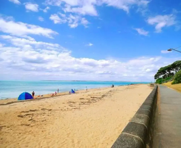 Cscape Beachfront