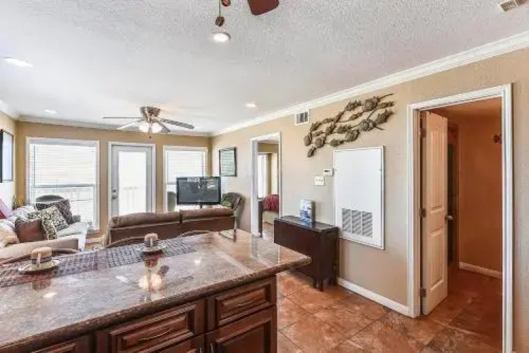 Seascape 1211 in Galveston
