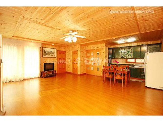 Gapyeong Sarijae Villa Pension