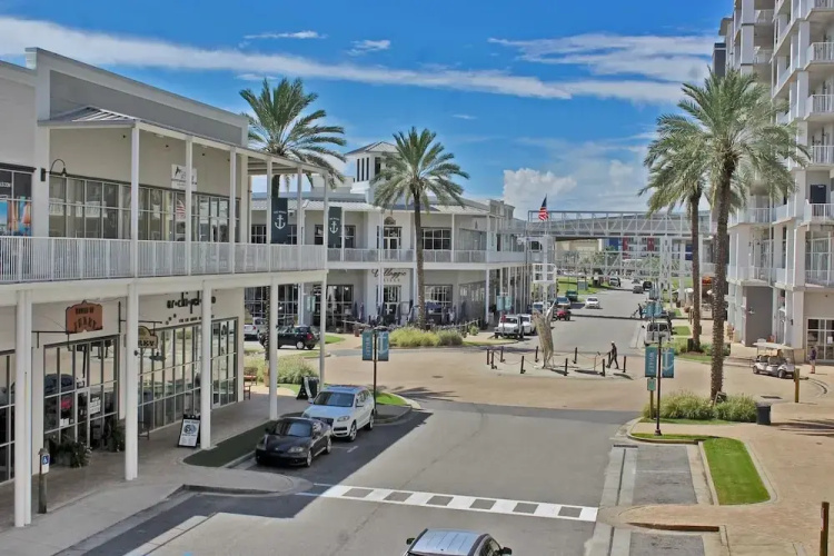 Wharf 412 - 2 Br condo