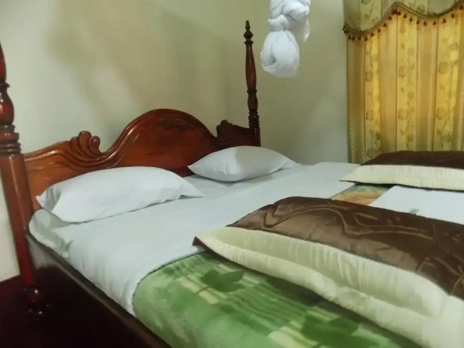 Town View Hotel