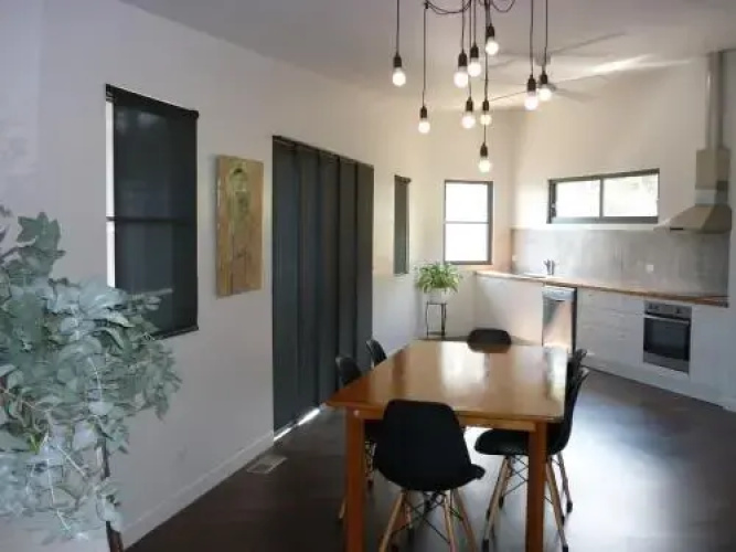 Saje's House & Pod