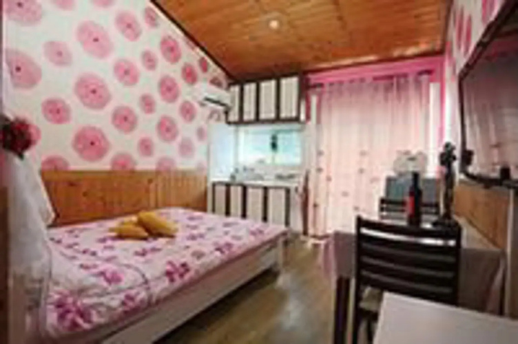 Taean Albatross Pension