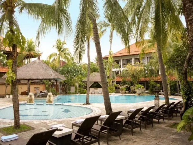 Beachfront Suites Bali