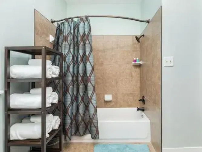 Orchid Tree Beach House - 3 Br home by RedAwning