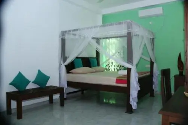 Akurala Beach Park Guesthouse