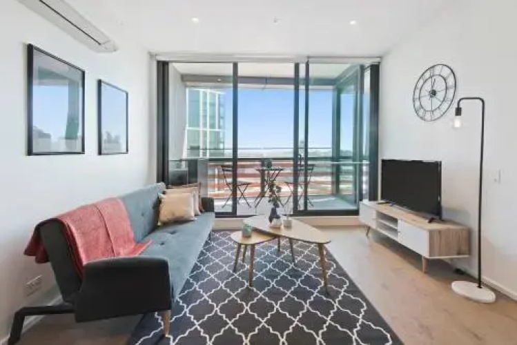 MEL Waterview 2bed Pool Gym Free Parking Vdo-17
