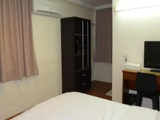 Hotel Merry