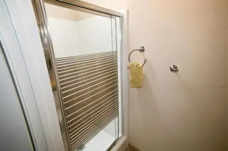 Breakwater Bungalow - 2 Br Condo