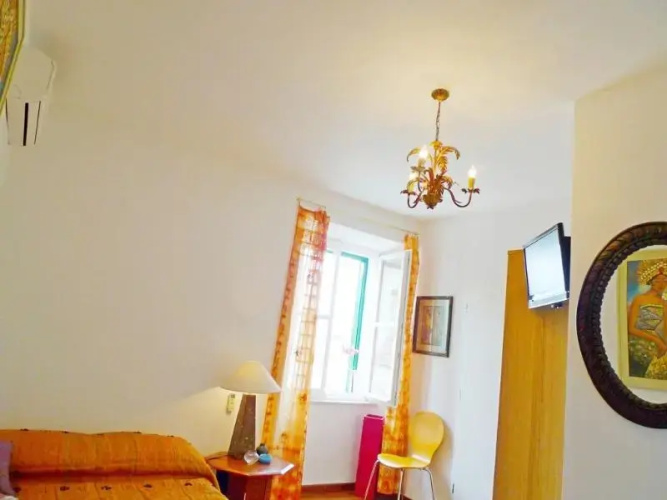 Apartments Kula