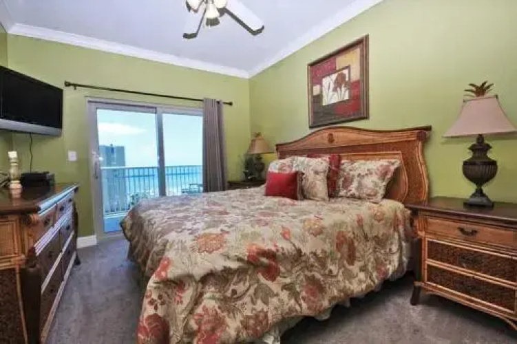 Crystal Tower 601 - 2 Br condo