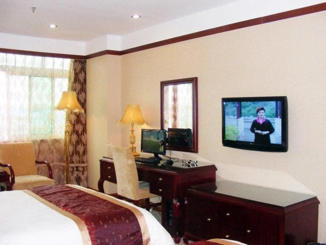 Jade Rainbow International Hotel