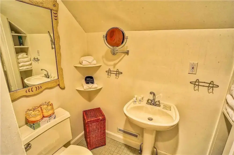 267 Protector Circle (Private Home) Holiday home 3