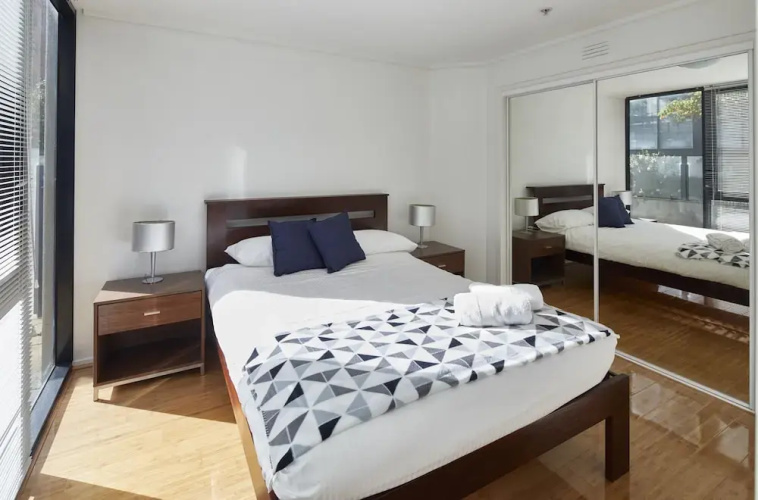 2 Bed/2 Bath Apt, Amazing Location!