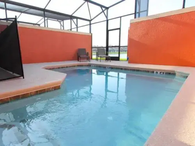 Cuban Palm Townhome 8946