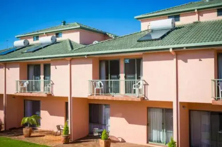 Tuscany Apartments