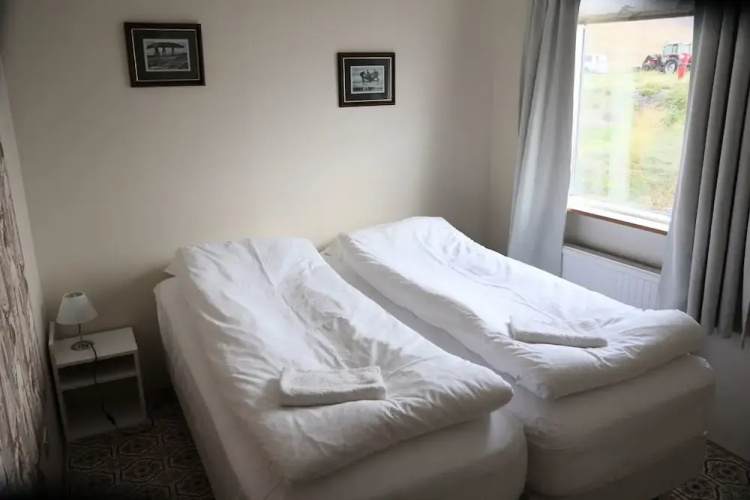 Blómsturvellir Holiday Home