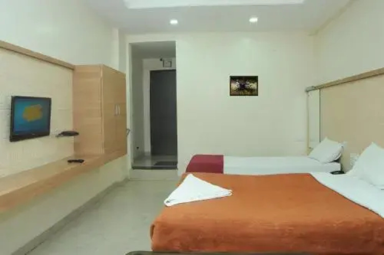 Hotel Tanwani