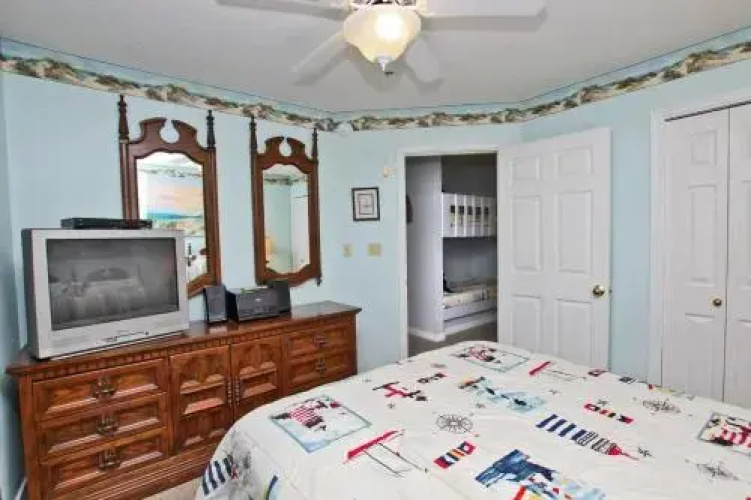 Grand Beach 111