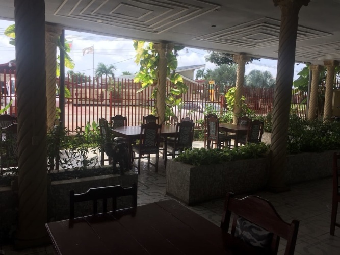 Bina's Inn hotel