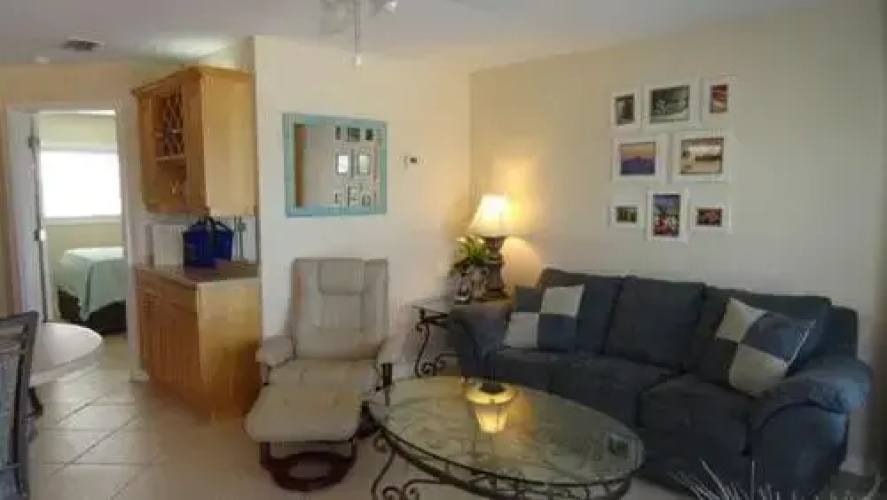 Beach House Resort 7