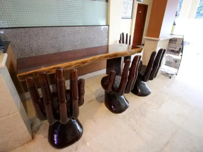 Ion Hotel