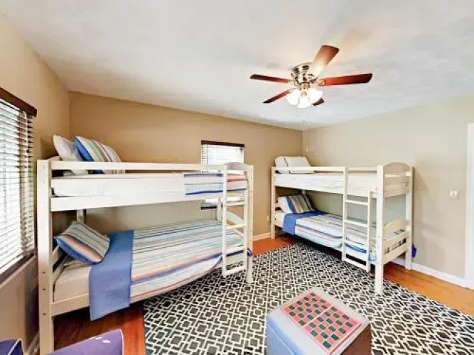 20th St West - 3 Br Home