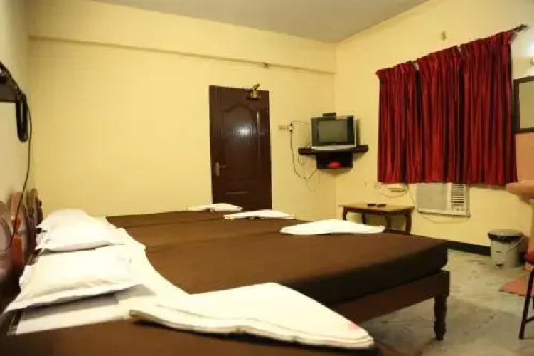 Rmc travellers inn