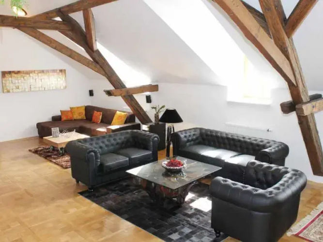 Attic Hastalska
