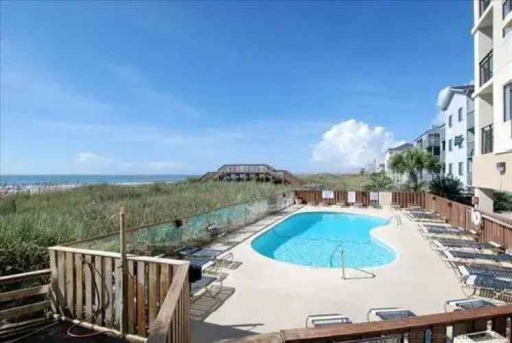 Xanadu III 805 - 4 Br Condo