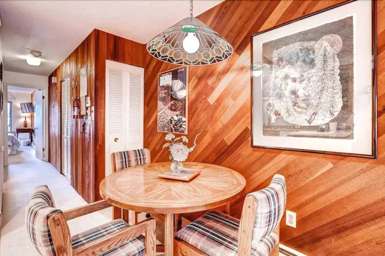 210 Cooper Unit 2B
