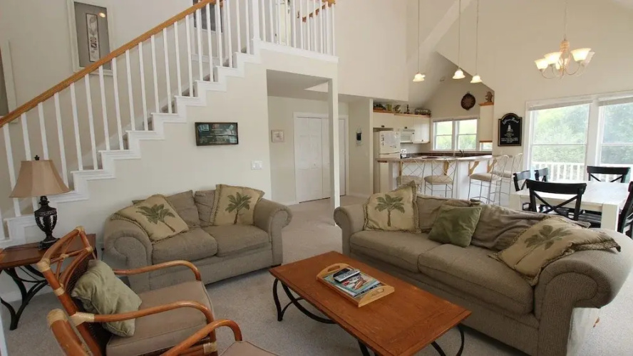 Rosie's Retreat - 4 Br Home