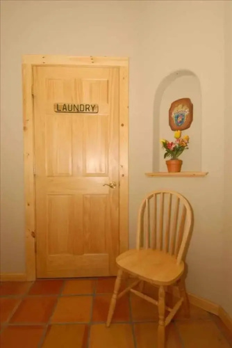 The Writers Nest