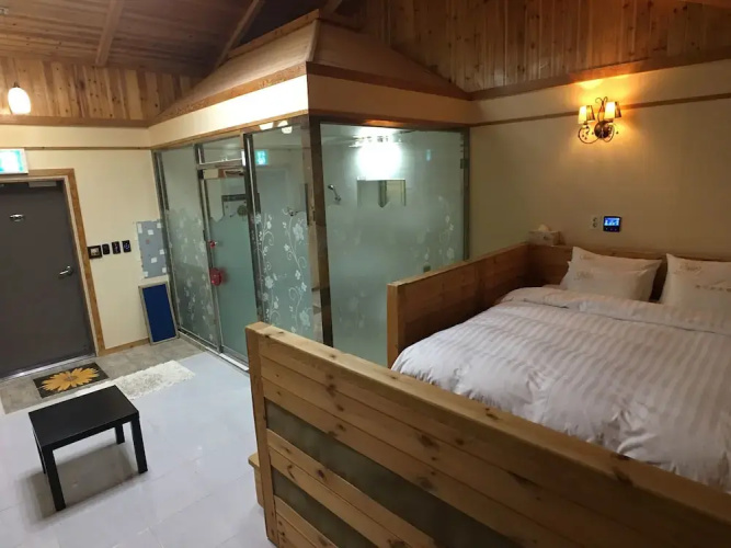 Gallery Motel