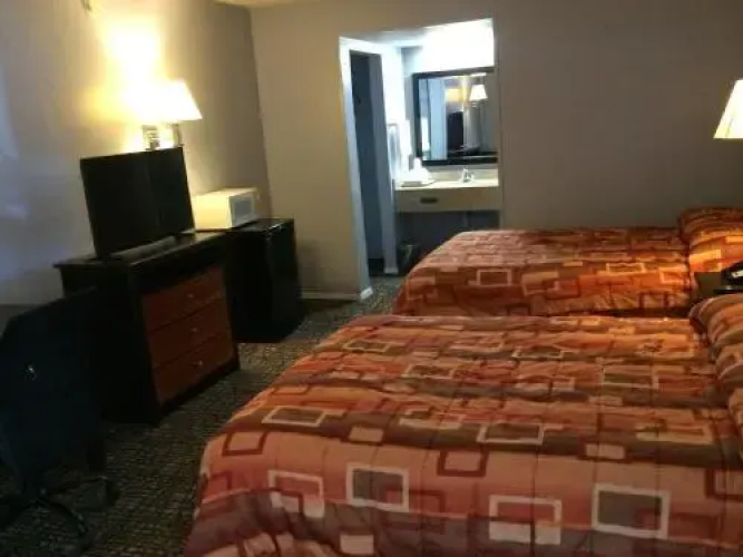 Wilshire Inn
