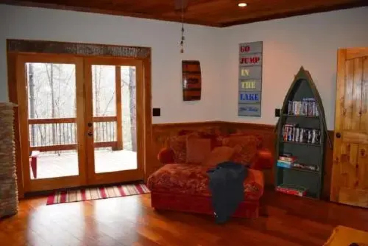 Miss Celies Cabin