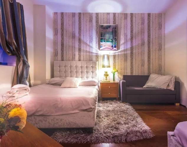 BUTE 17 2 Bed Maisonette