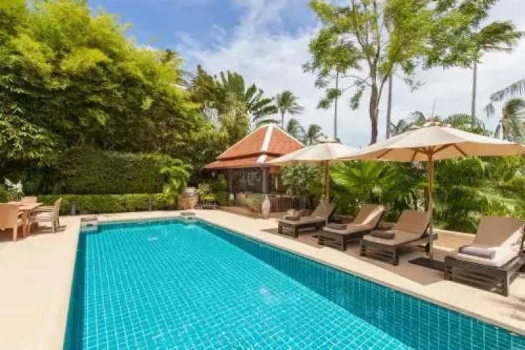 Villa Maeve