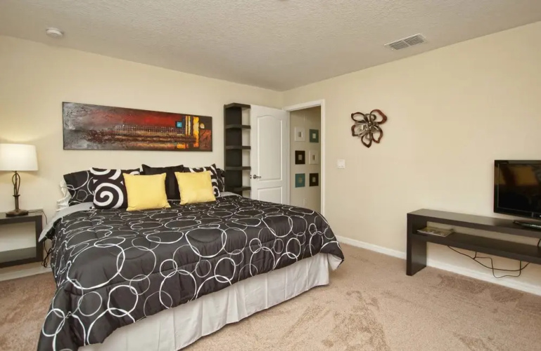 Paradise Palms 8952 B