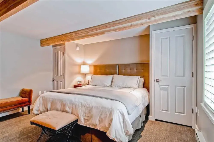 Chateau Aspen 10 - 2 Br condo by RedAwning