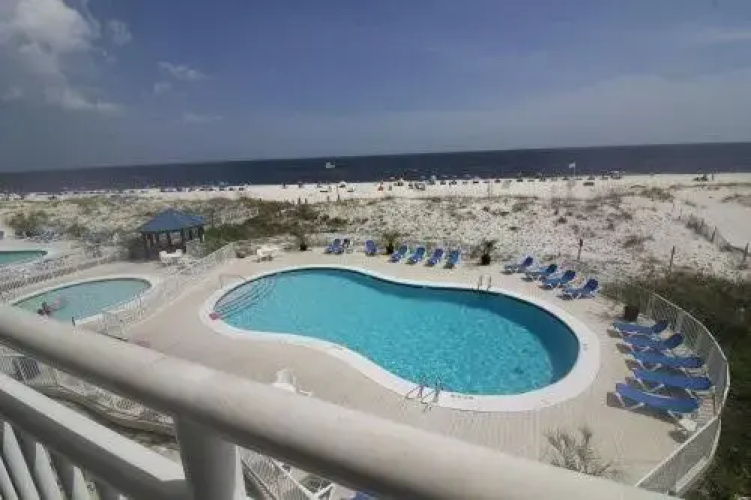 Sugar Beach 246